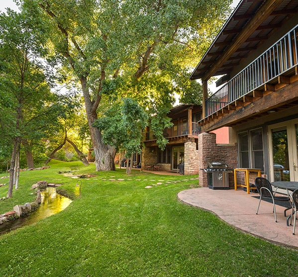 Creekside View 2br